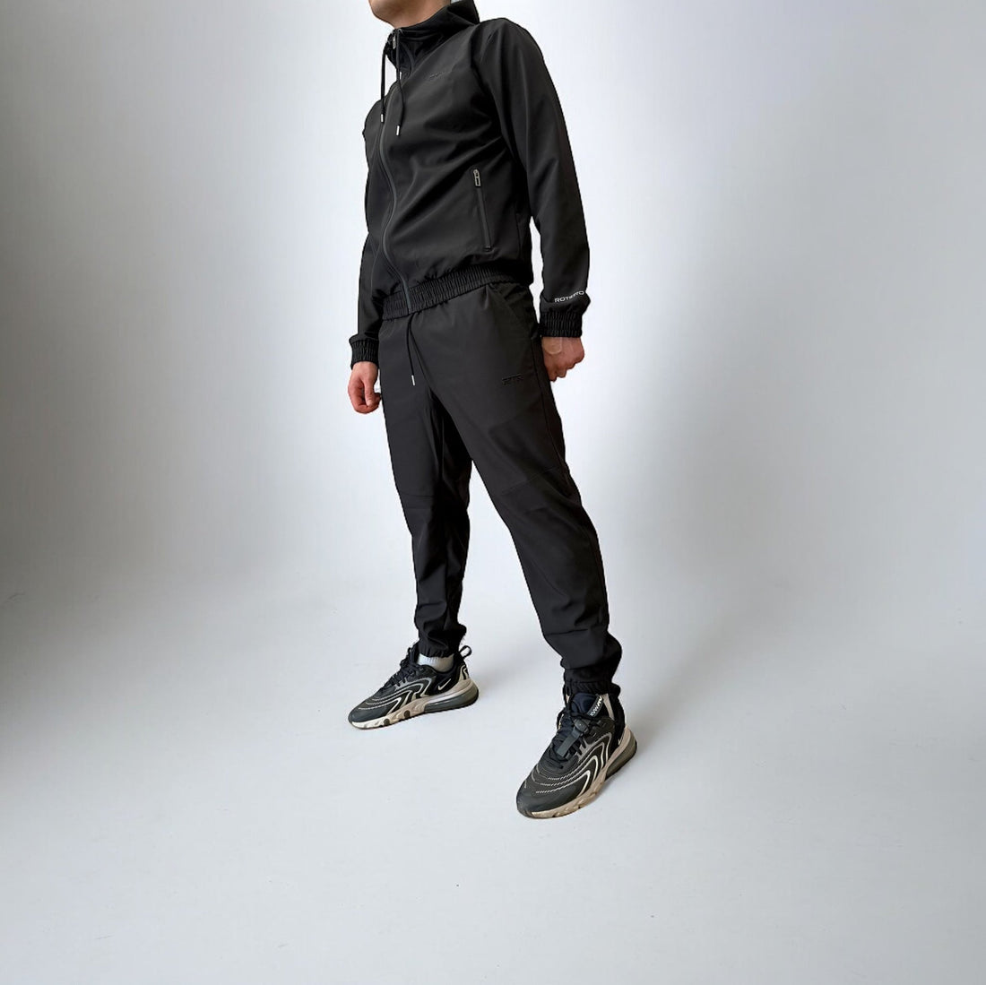 Мъжки екип Baggy Black