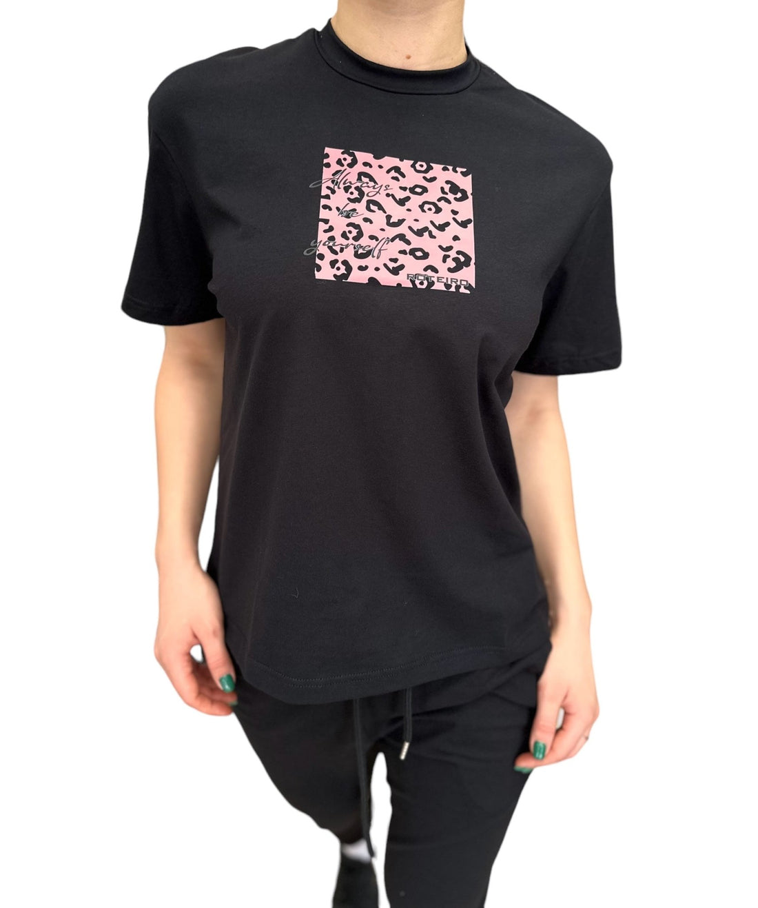 Дамска тениска SquareInk / EUR 12.27
