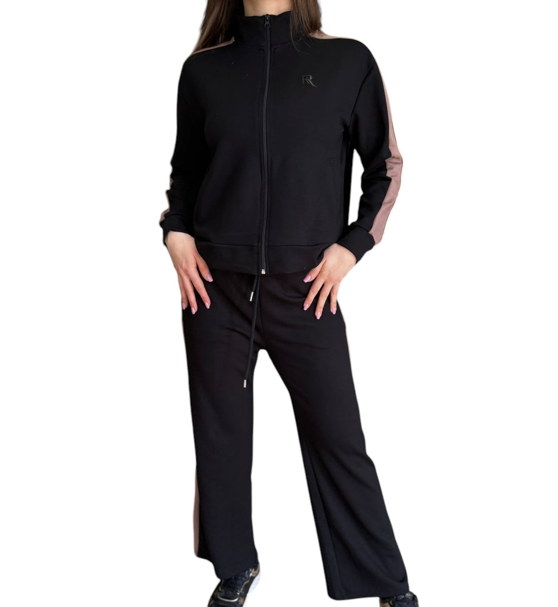 Дамски екип Чарлстоун OYSHO \ EUR 35,27