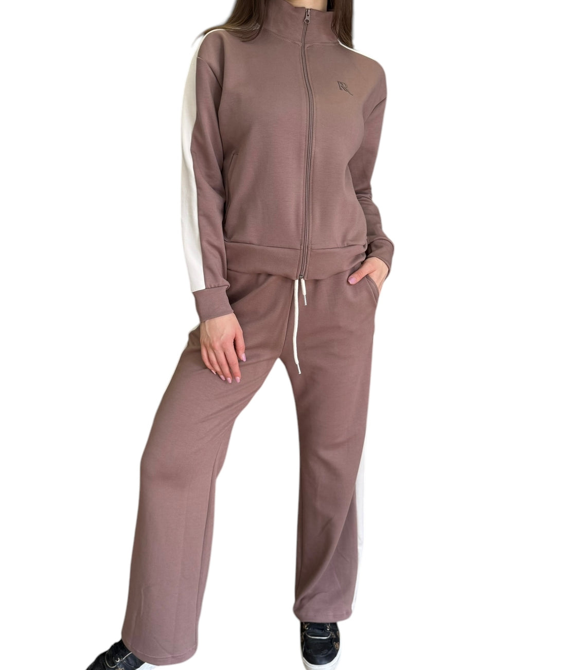 Дамски Чарлстоун екип OYSHO \ EUR 35,27