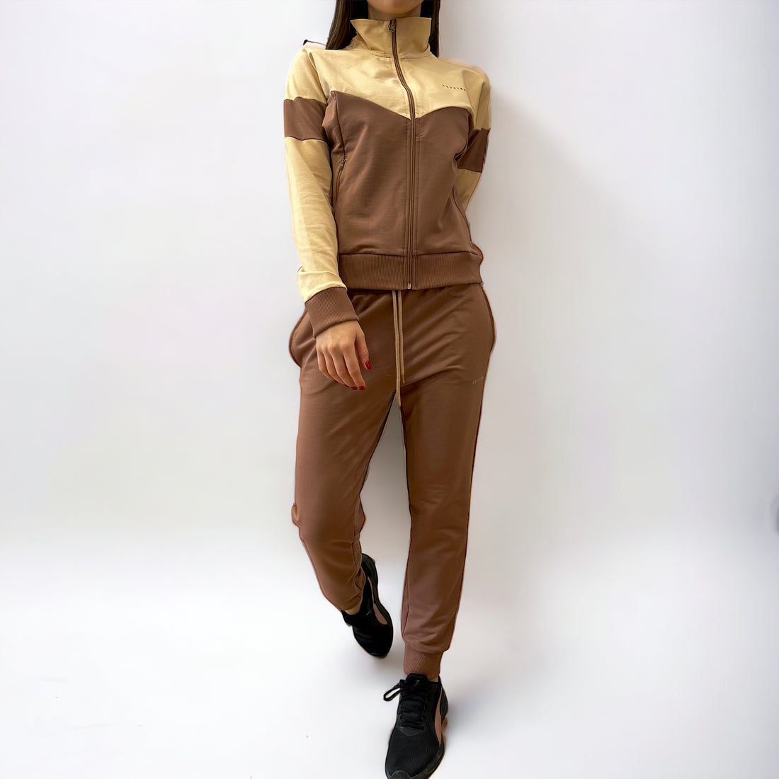 Екип Women Classic Brown