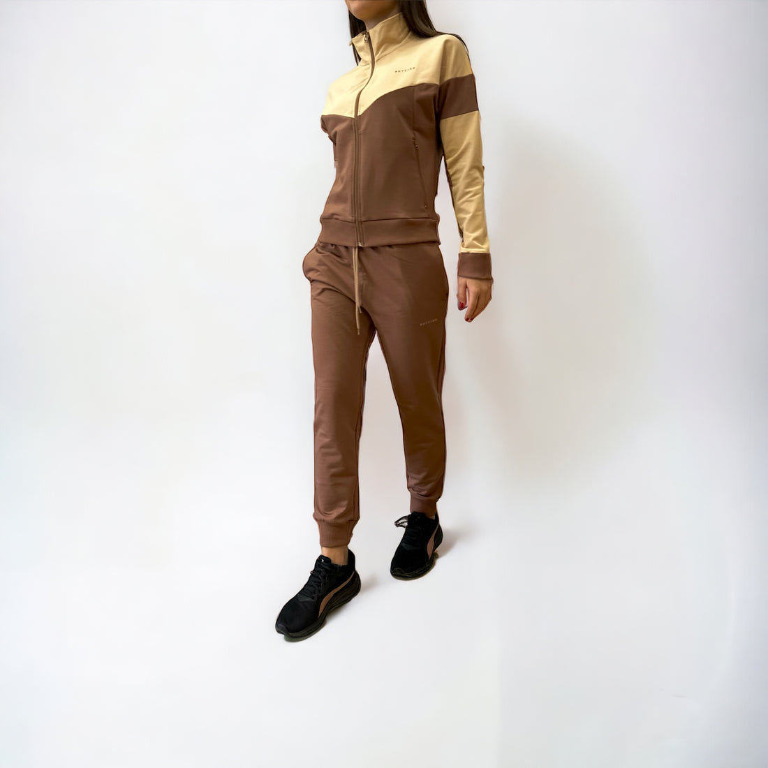 Екип Women Classic Brown